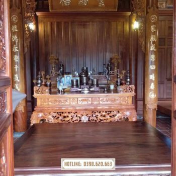Phòng thờ gỗ